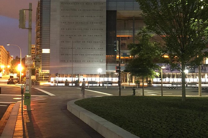 DC Lights Night Tour - Shared Transportation