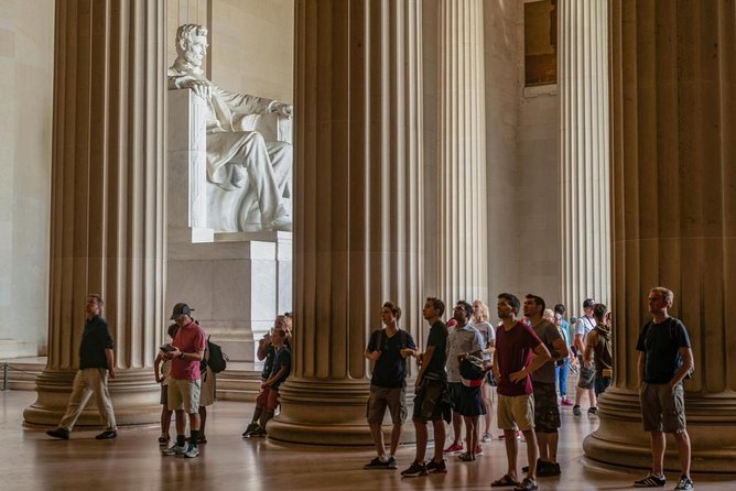 DC Monuments and Memorials Night Tour - Photography and Insights