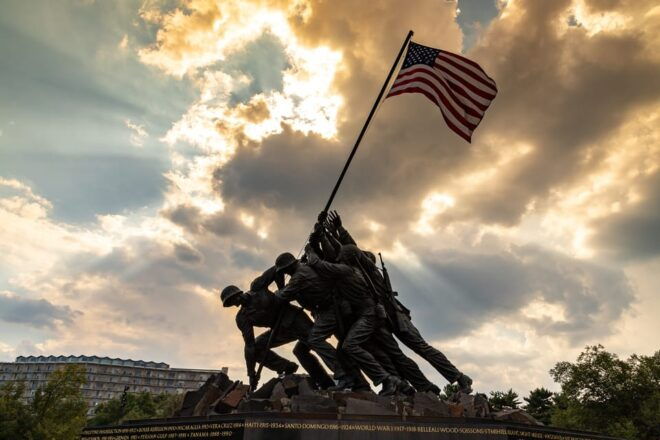 Dc: Monuments & Memorials Sunset Tour With Live Guide - Customer Reviews