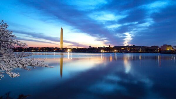 Dc: Monuments & Memorials Sunset Tour With Live Guide - Frequently Asked Questions