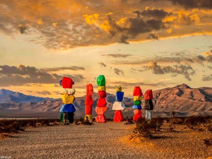 Death Valley & Seven Magic Mountains Small Group Day Tour - Is $402.50 good value?