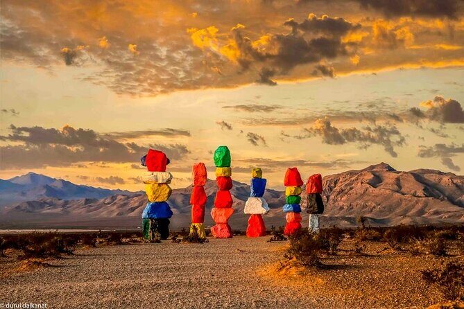 Death Valley, Seven Magic Mountains & Vegas Sign Tour - The Itinerary Breakdown: What You Can Expect
