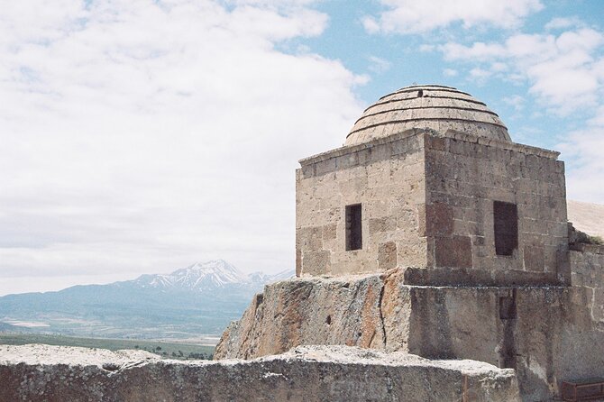 Deep Green Zone Ilhara Valley Hicking Full Day Tour - General Information