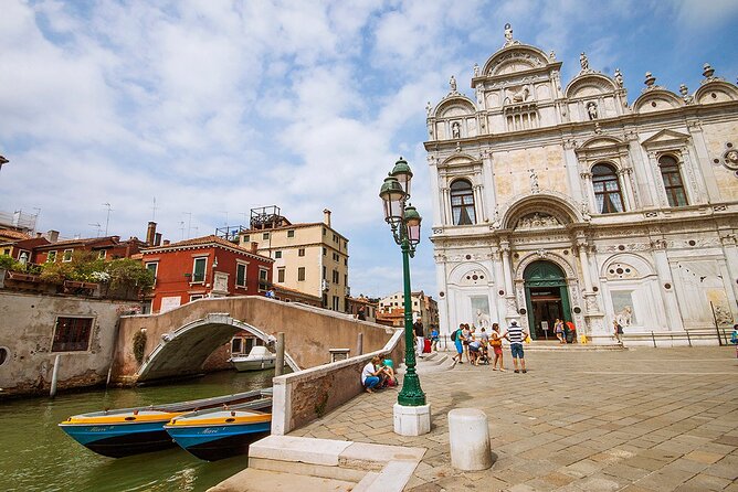 Deep Into Venice: Morning Walking Tour & Gondola Ride - Booking Instructions
