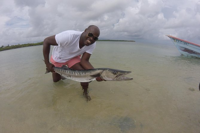 Deep Sea Fishing (Street Food and Beer Included) - Visual Content Overview