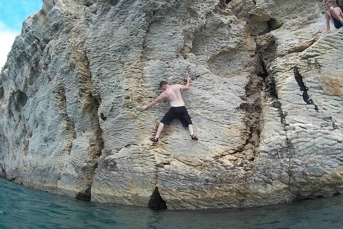 Deep Water Solo and Cliff Jumping Tour in Split - Weather Considerations