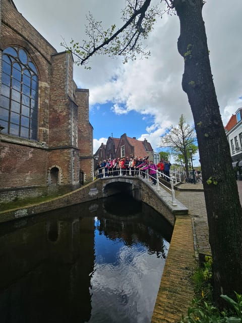 Delft and Volendam: Cheese, Clogs & Windmills (Small Group) - Exploring Volendam
