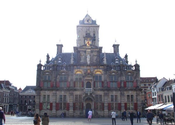 Delft and Volendam: Cheese, Clogs & Windmills (Small Group) - Important Details