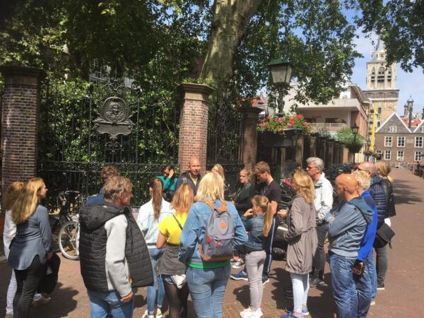Delft: City Center Walking Tour - Old Church and Prinsenhof Delft