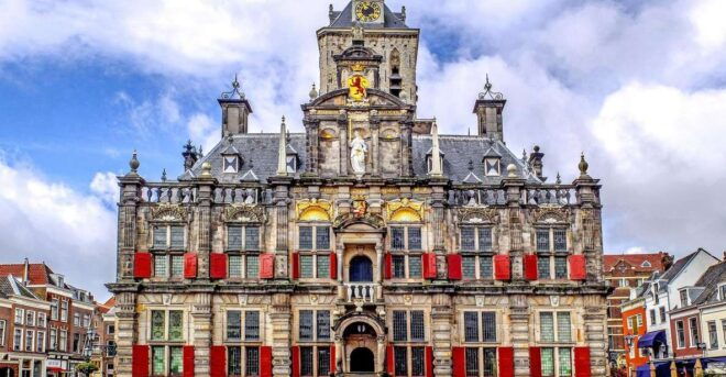 Delft: Guided Walking Tour - Explore the Burial Place of Dutch Royalty at the New Church