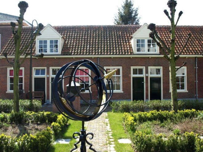 Delft: Guided Walking Tour - Discover the Hometown of Johannes Vermeer