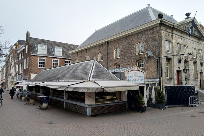 Delft Small-Group Photography Walking Tour of Old Town  - The Hague - The Sum Up