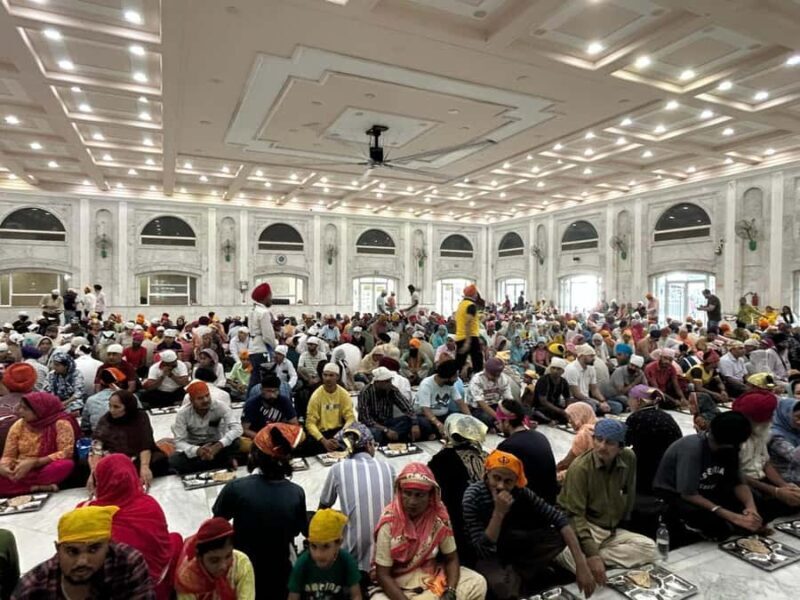 Delhi: 6 Hour Spiritual Temple Tour by Car With Female Guide - Authentic Insights from Reviewers