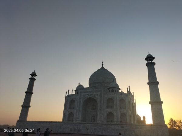 Delhi: Agra Fort and Taj Mahal Day Trip With Tickets & Lunch - Frequently Asked Questions