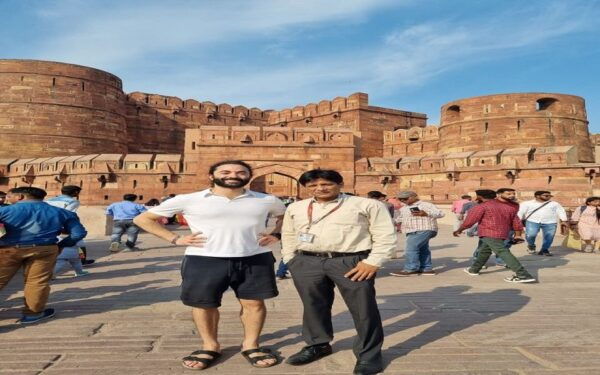 Delhi: Agra Mathura Vrindavan Sightseeing Tour With Lunch - The Sum Up