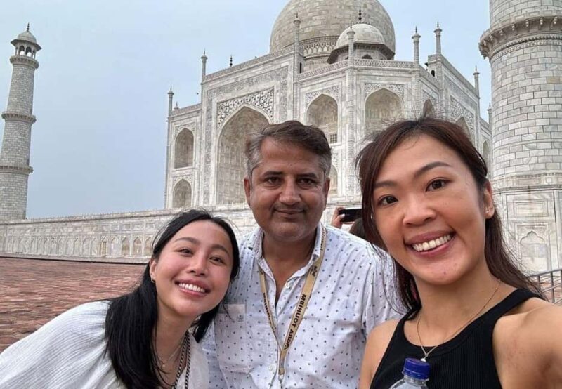 Delhi: Airport to Airport Layover Taj Mahal City Tour By Car - Exploring Agra Fort: A Fortress of Stories