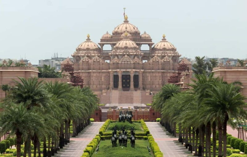 Delhi: Akshardham Temple Guided Walking Tour with a Local - The Sum Up