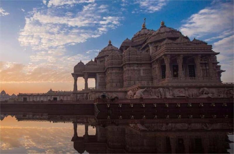 Delhi: Akshardham Temple Tour with Light and Sound Show - An Authentic Look at Akshardham Temple