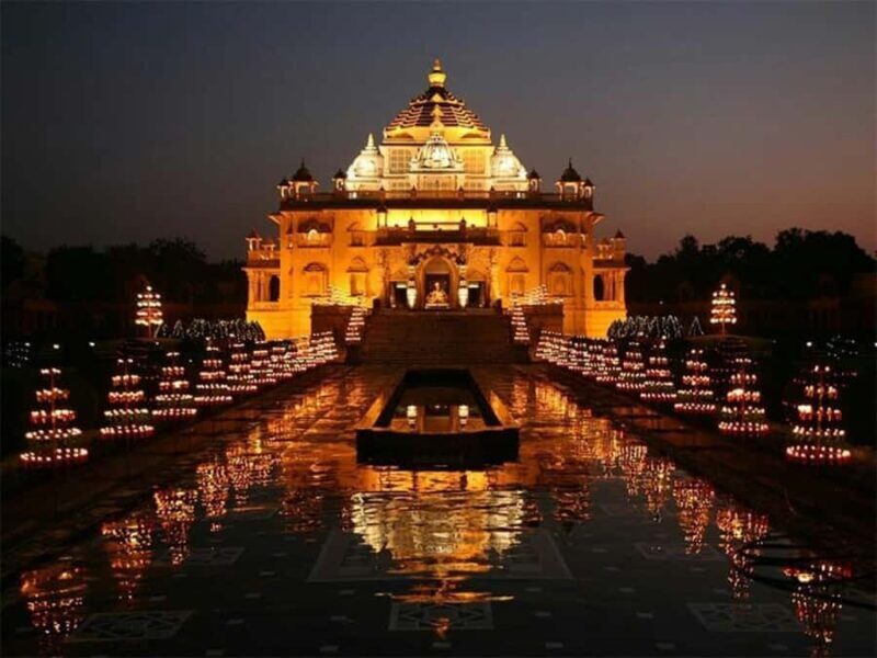 Delhi: Akshardham Temple Tour With Magical Water Show - Good To Know