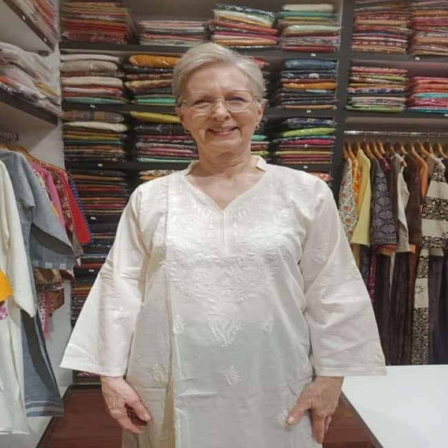 Delhi: Authentic Shoppers Trail Day Tour with Lunch - Who Will Love This Tour?