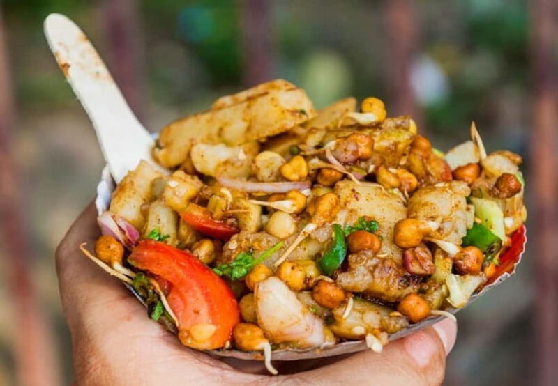 Delhi: Delhi Street Food Tour with Guide at Chandni Chowk - A Deep Dive into the Food and Experience