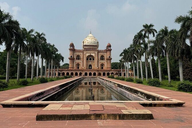 Delhi: Evening City Tour Of Delhi All Inclusive - The Value of a Guided Tour in Delhi