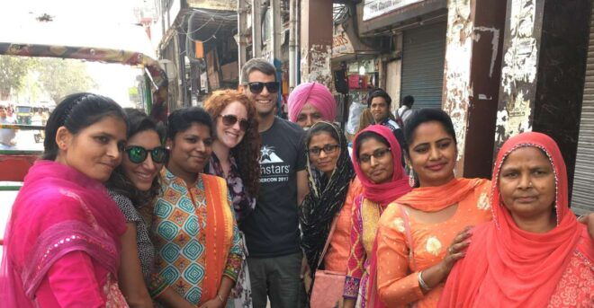 Delhi Exclusive Guided Shopping Tour With Transfers - Inclusions