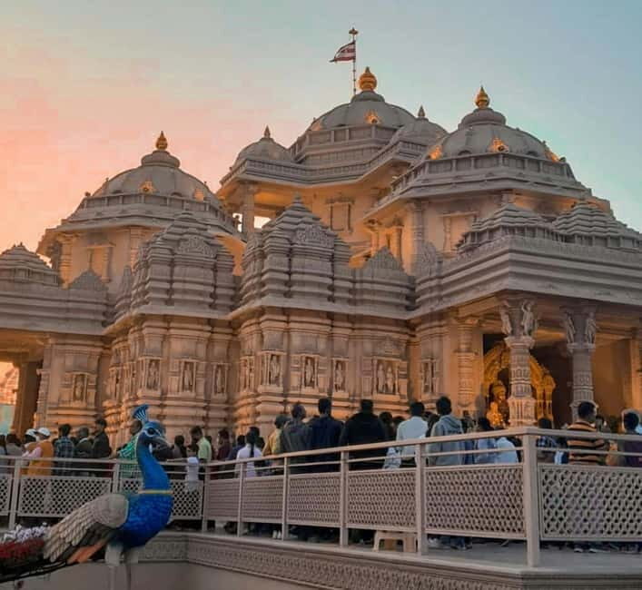 Delhi Full Day Guided Temples and Spiritual Landmarks Tour - A Detailed Look at the Delhi Temples & Landmarks Tour