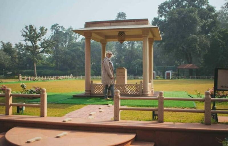 Delhi: Gandhi's Life and Legacy Guided Tour - Unpacking the Experience: What to Expect on the Tour