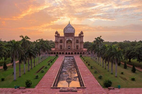 Delhi: Guided Evening Tour of Delhi City - The Sum Up