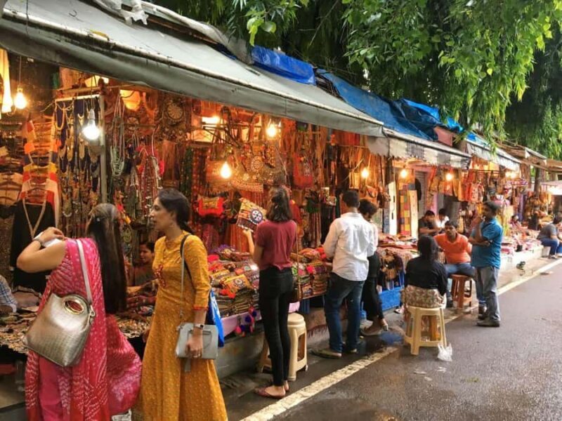 Delhi: Guided Shopping Tour Experience w/ Female Expert - FAQs