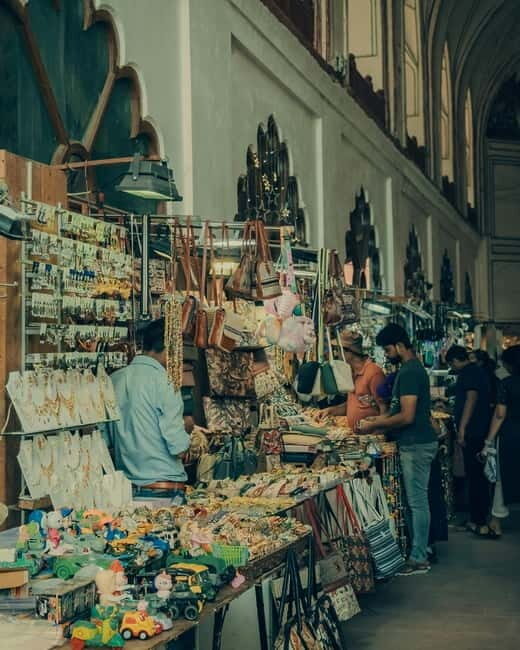 Delhi: Guided Shopping Tour Experience with Female Expert - An In-Depth Look at the Delhi Guided Shopping Tour