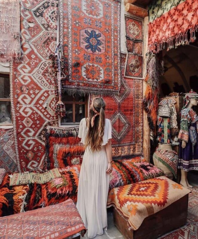 Delhi: Guided Shopping Tour with Female Consultant - What Makes This Tour Stand Out?