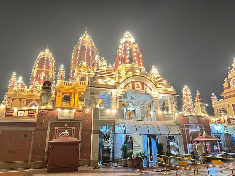 Delhi Half-Day Private Night City Tour - Shri Laxmi Narayan Temple: a calmer change of pace