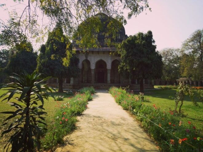 Delhi: Heritage Photography Tour - Language Options