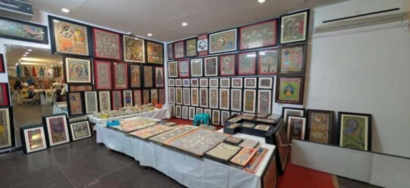 Delhi Hidden Shopping & Crafts Experience with Local Guide - FAQ  