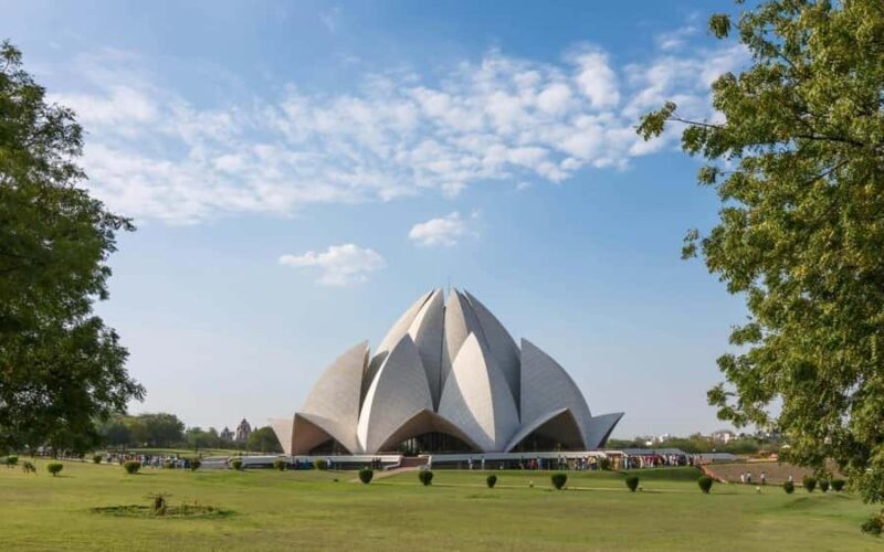 Delhi: Lotus Temple Guided Tour with Hotel Pickup - The Authentic Touch: What Travelers Say