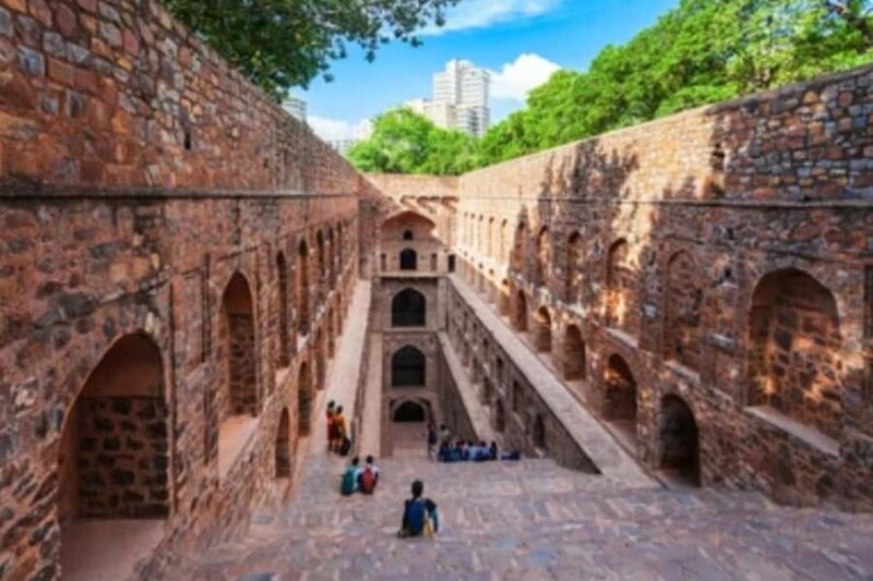 Delhi Luxury City Spiritual Sites Half or Full Day Tour - Influential Landmarks and Iconic Views