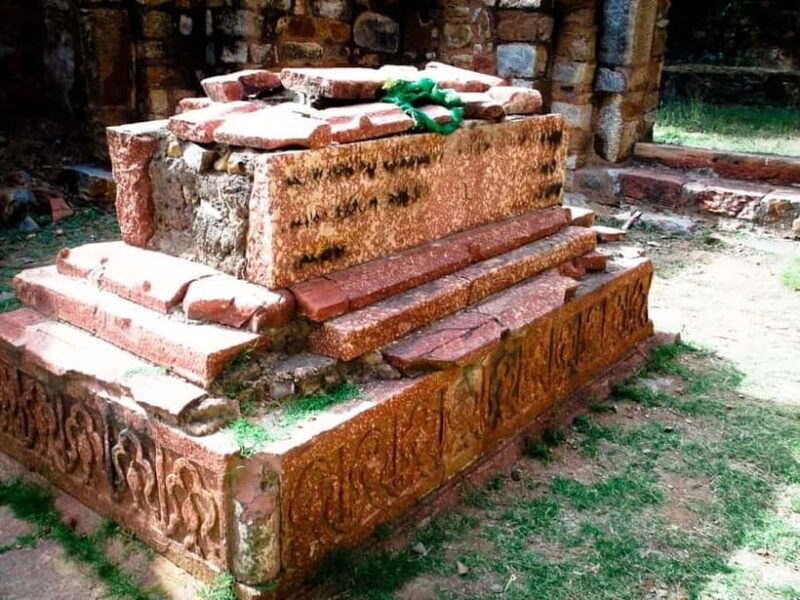 Delhi: Mehrauli Archaeological Park Tour with Hotel Pickup - Good To Know