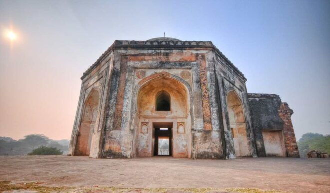Delhi: Mehrauli With Some Prominent Sites Walk Tours - Tour Inclusions