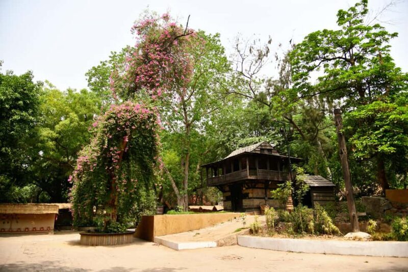 Delhi: National Crafts Museum Walking Tour - Why This Tour Is Worth It