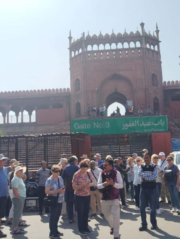 Delhi; New & Old Delhi Private Guided full & half day tour - Why This Tour Represents Good Value