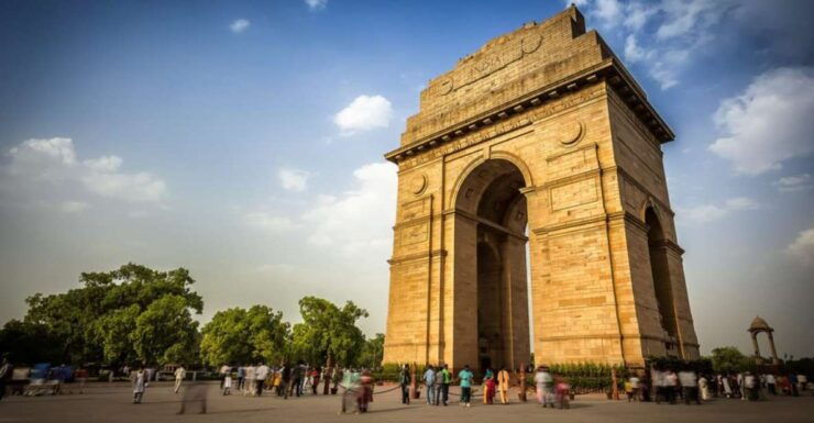 Delhi: Old and New Delhi City Private Guided Day Trip - Itinerary