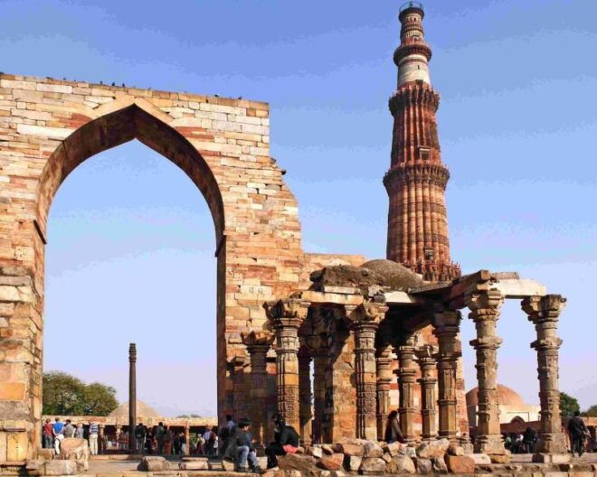 Delhi: Old and New Delhi Private City Tour and Transfer - Experience