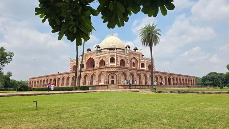 Delhi: Old and New Delhi Private Full or Half-Day Tour - Exploring Old and New Delhi: The Complete Experience