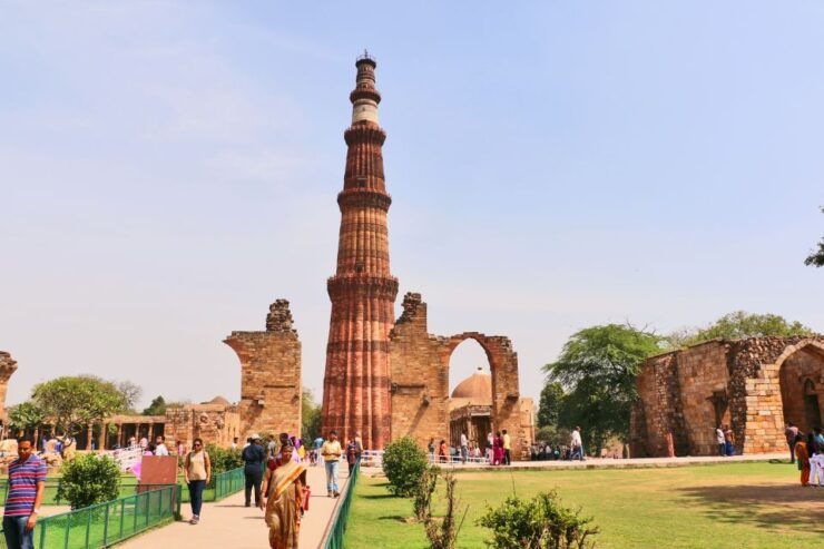 Delhi: Old and New Delhi Private Guided City Tour - Tour Details