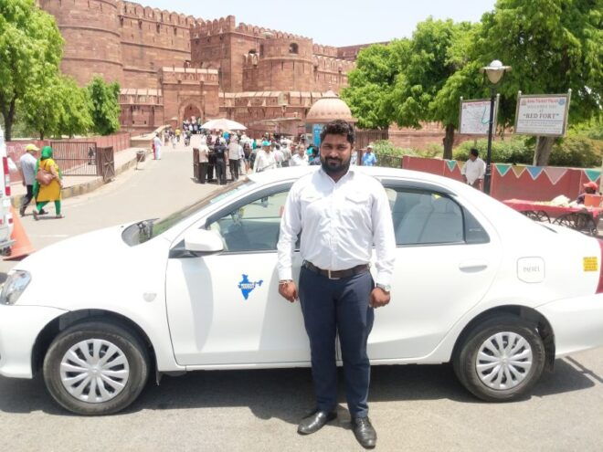 Delhi: Old and New Delhi Private Guided City Tour - Tour Itinerary