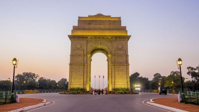 Delhi: Old and New Delhi Private Guided Day Trip - Important Information