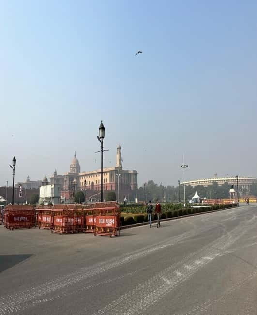 DELHI: Old And New Delhi Private Guided Tour With Entrances - Final thoughts