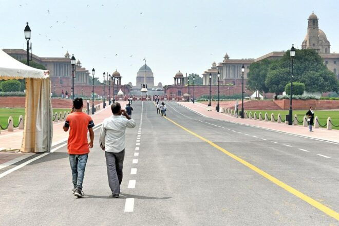 Delhi: Old and New Delhi Private Guided Trip in 4 or 8 Hours - Important Information